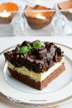 Ciasto czekoladowa śliwka - śliwka w czekoladzie