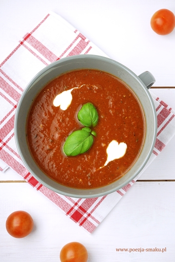 Zimowa zupa pomidorowa z passaty (przecieru)