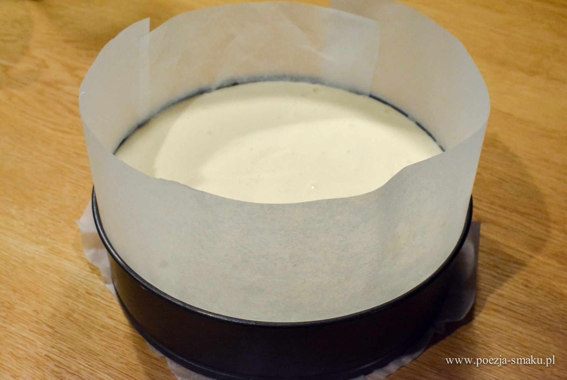 Sernik z mlekiem skondensowanym - 4-składnikowy sernik